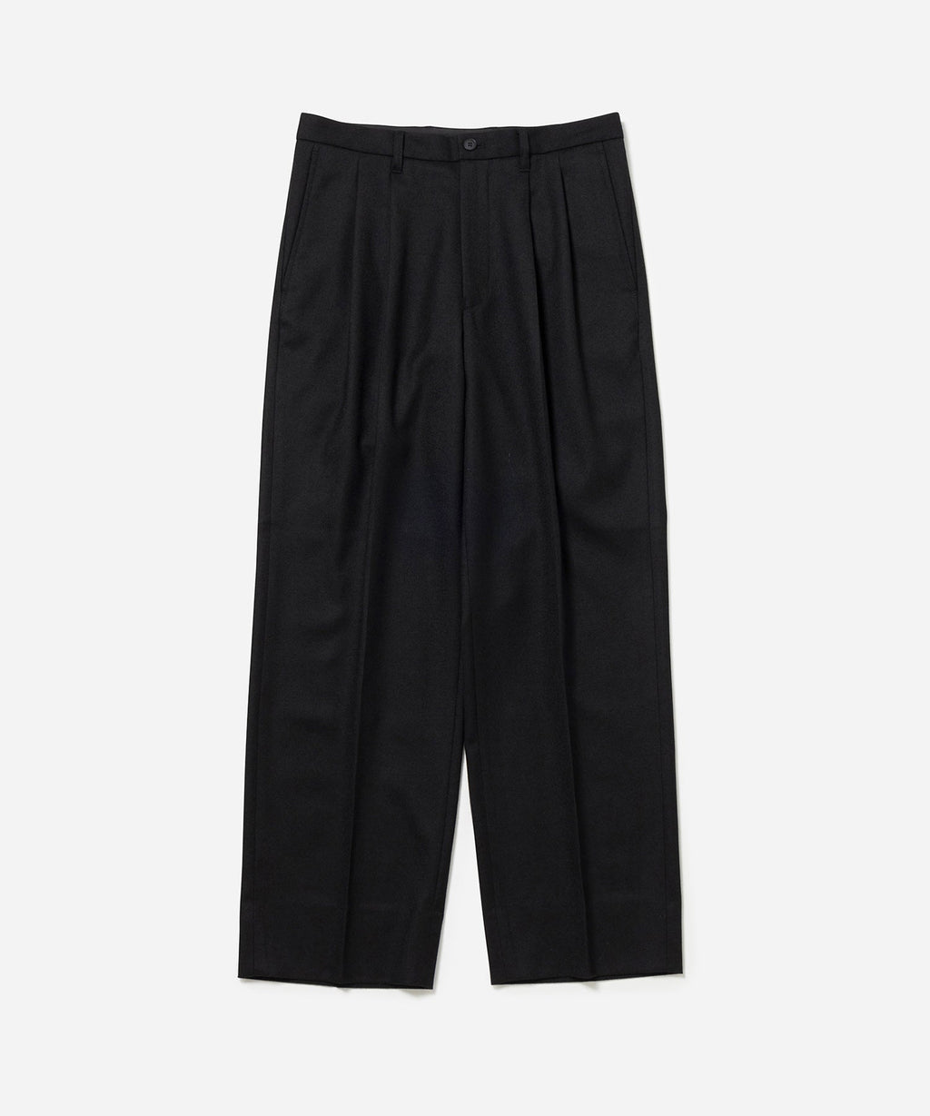 Black | Wool Saxony 2Tuck Slacks | Saturdays NYC