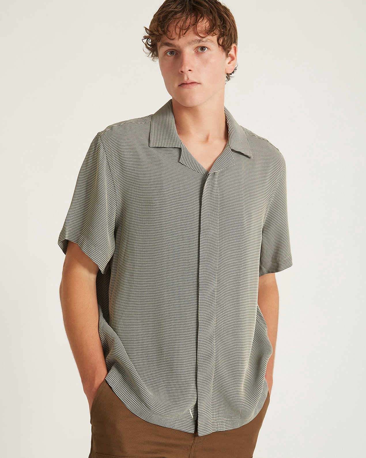 Bungee | York Mini Houndstooth Short Sleeve Shirt